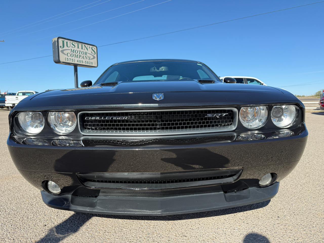 Dodge Challenger 2dr Cpe SRT8 2010 Dodge Challenger 2dr Cpe SRT8 2010