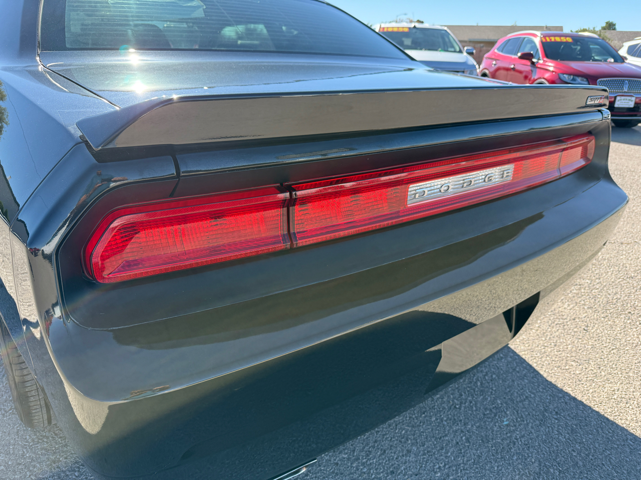 Dodge Challenger 2dr Cpe SRT8 2010 Dodge Challenger 2dr Cpe SRT8 2010