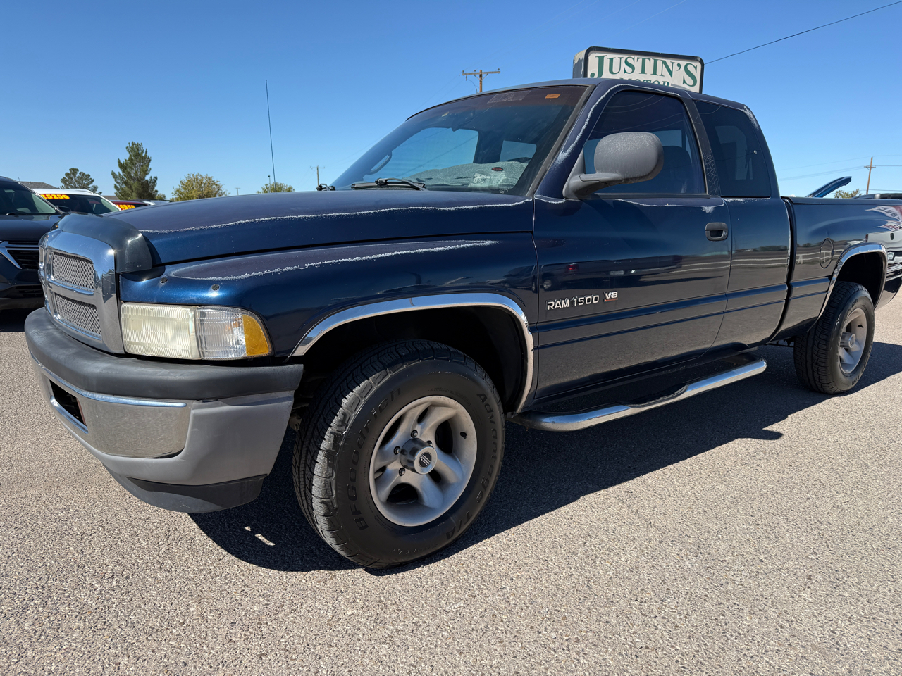 2000 Dodge Ram 1500 2dr Club Cab 139" WB