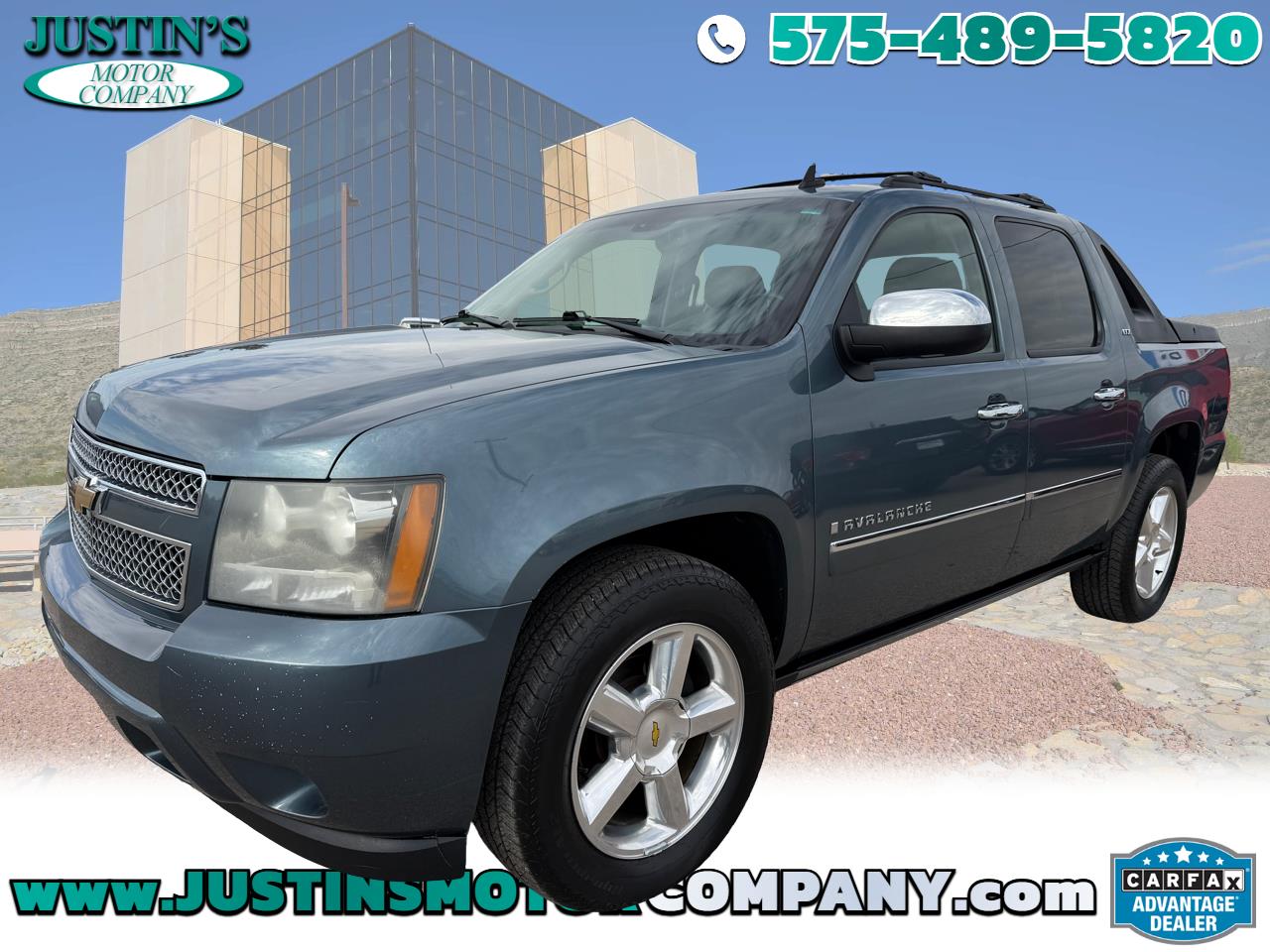 2009 Chevrolet Avalanche 4WD Crew Cab 130" LTZ
