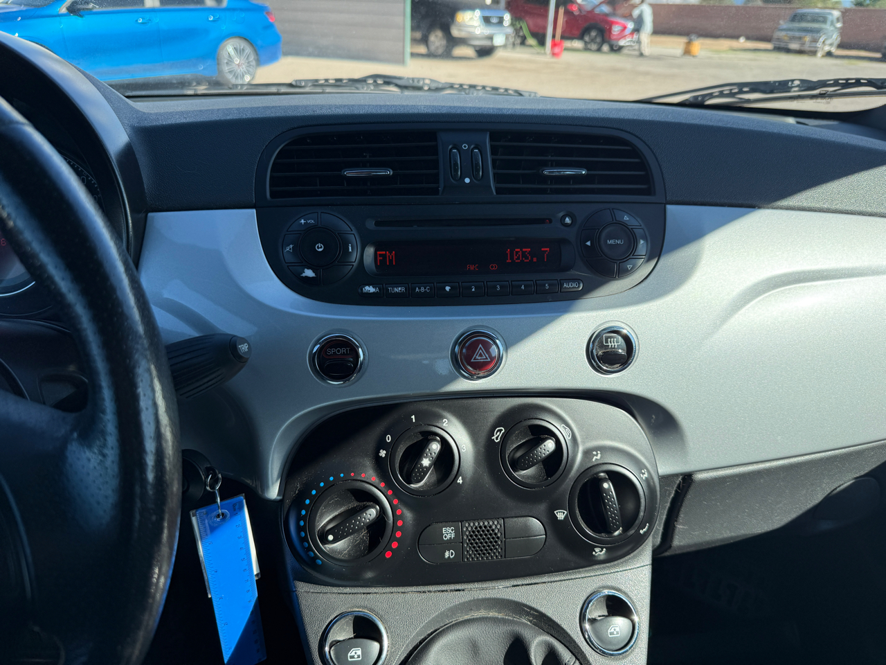 Fiat 500 2dr HB Sport 2012 Fiat 500 2dr HB Sport 2012