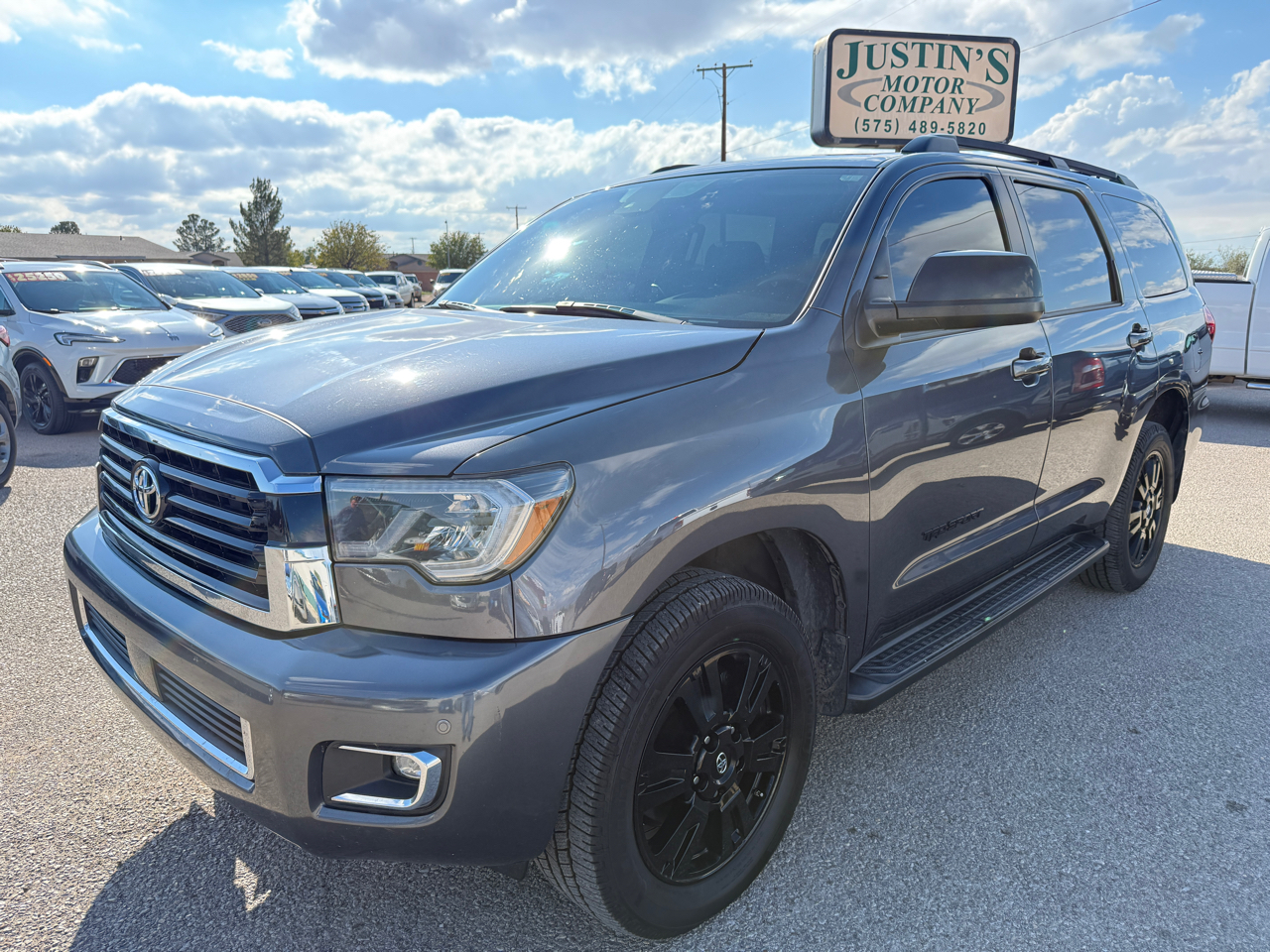 2018 Toyota Sequoia SR5 4WD (Natl)