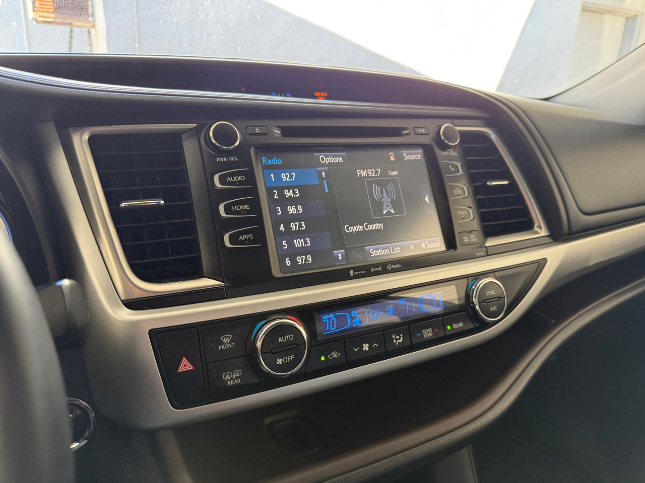 Toyota Highlander AWD 4dr V6 XLE (Natl) 2016 Toyota Highlander AWD 4dr V6 XLE (Natl) 2016