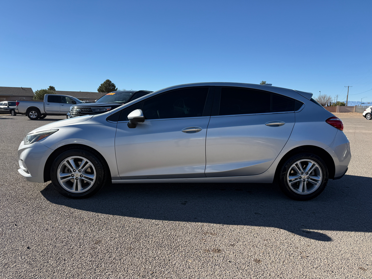 Chevrolet Cruze 4dr HB 1.4L LT w/1SD 2017