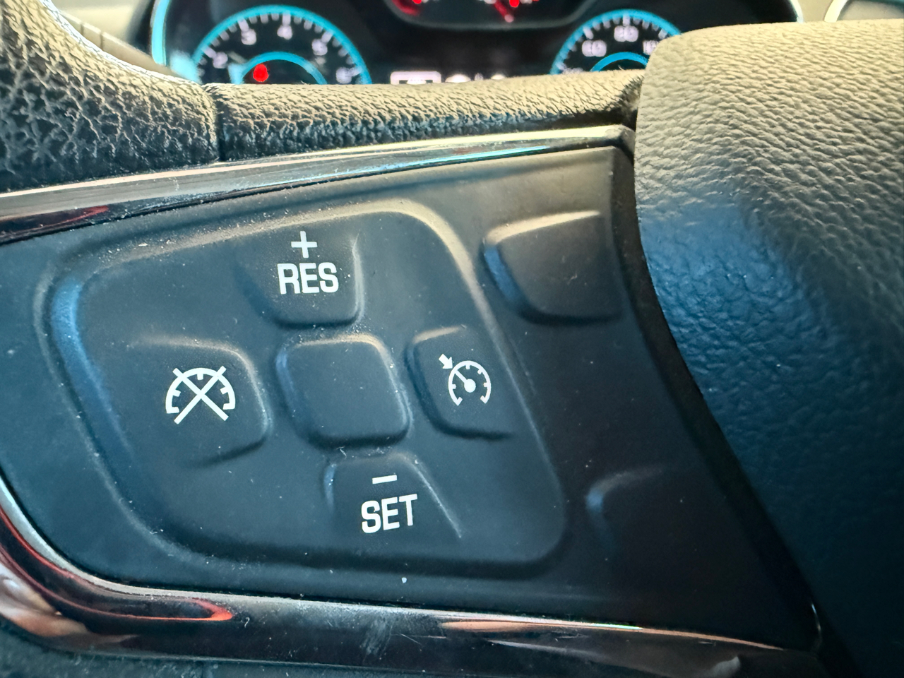 Chevrolet Cruze 4dr HB 1.4L LT w/1SD 2017