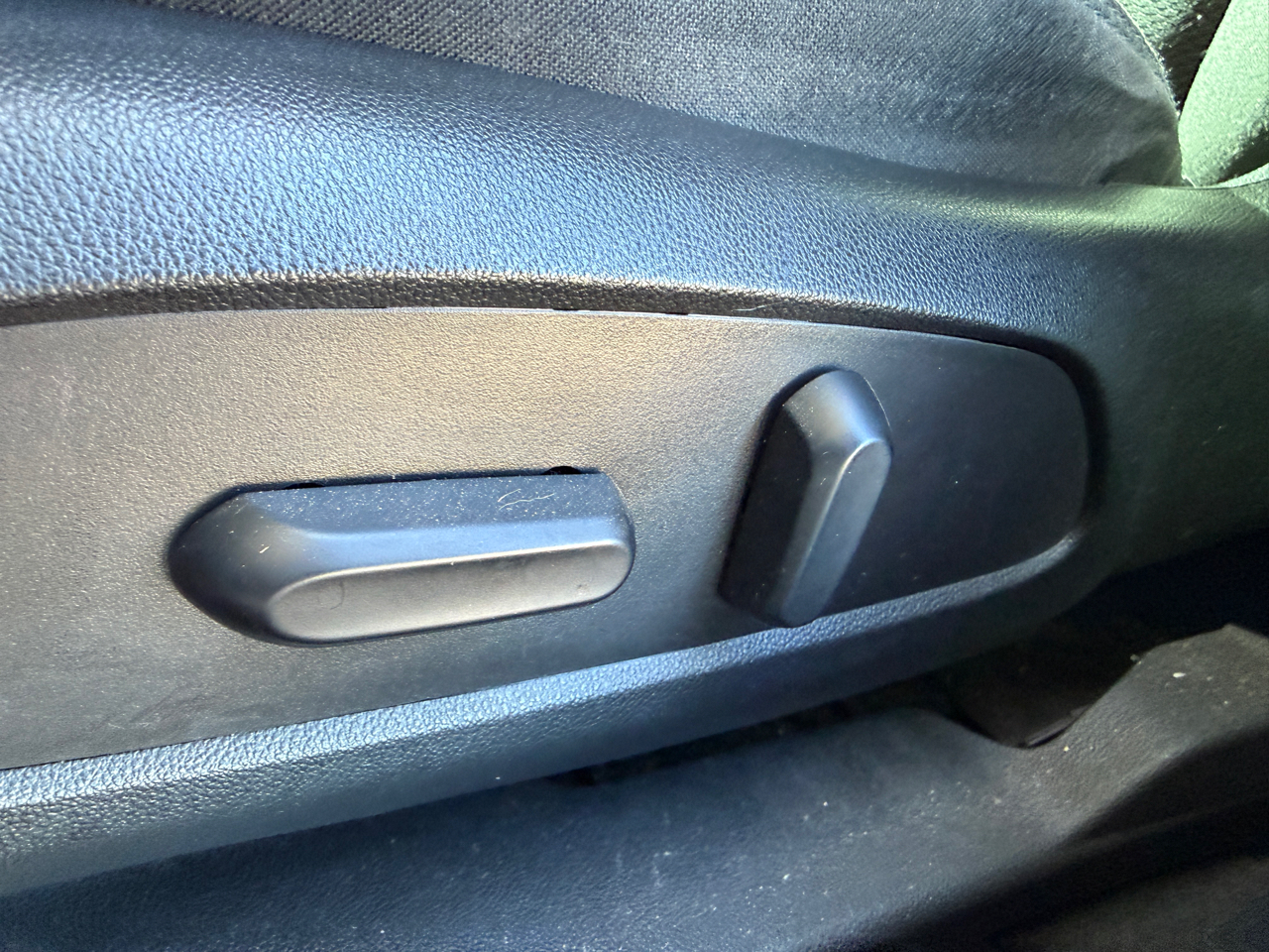 Chevrolet Cruze 4dr HB 1.4L LT w/1SD 2017