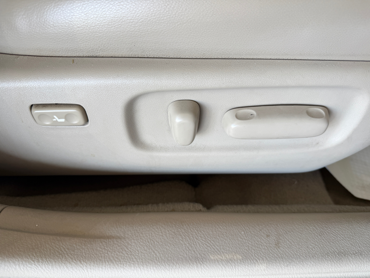 Toyota Avalon 4dr Sdn XL (Natl) 2008 Toyota Avalon 4dr Sdn XL (Natl) 2008