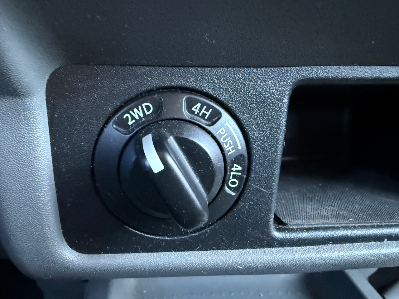 Nissan Frontier 4WD Crew Cab SWB Manual SE 2007 Nissan Frontier 4WD Crew Cab SWB Manual SE 2007