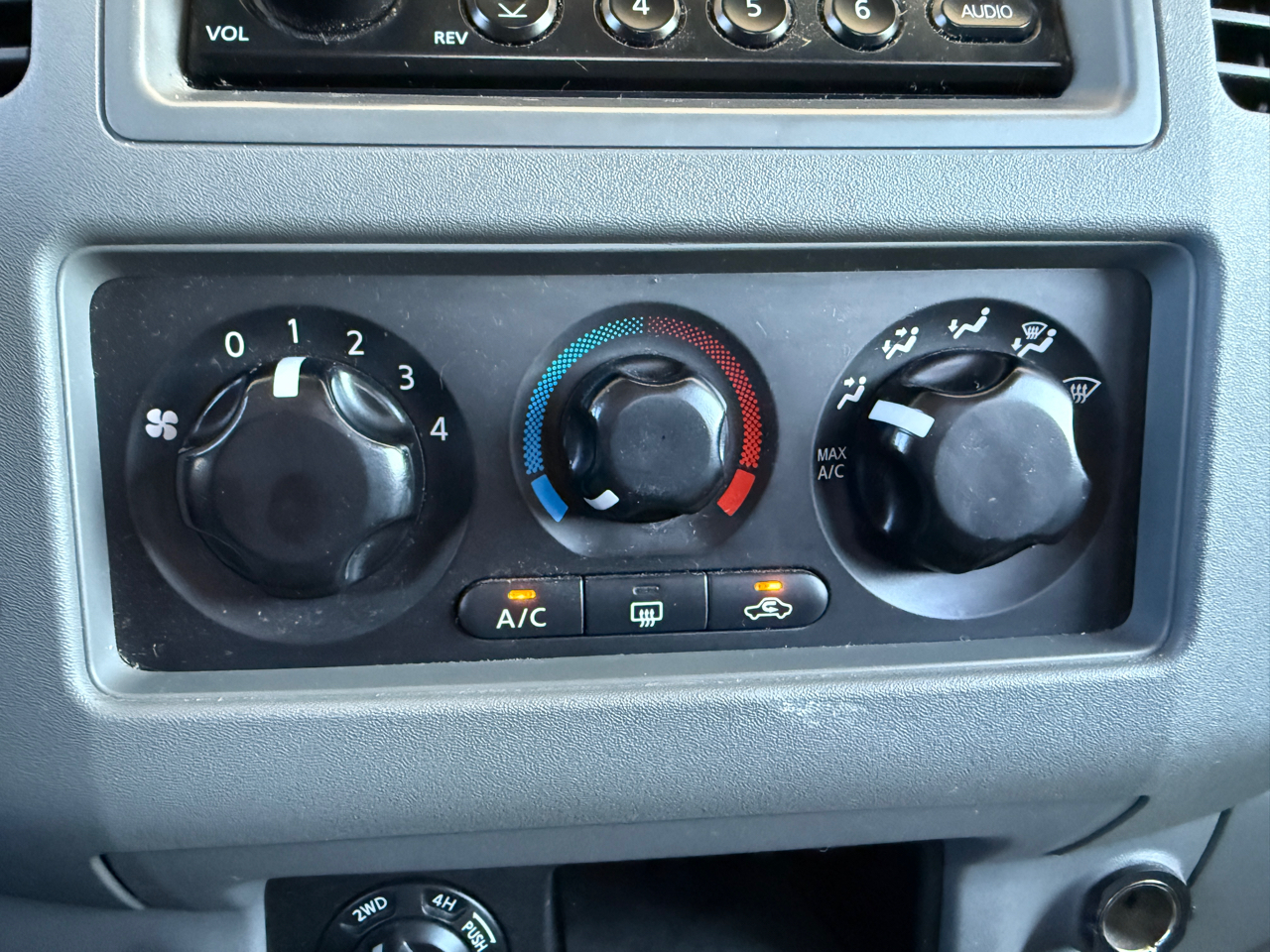 Nissan Frontier 4WD Crew Cab SWB Manual SE 2007 Nissan Frontier 4WD Crew Cab SWB Manual SE 2007