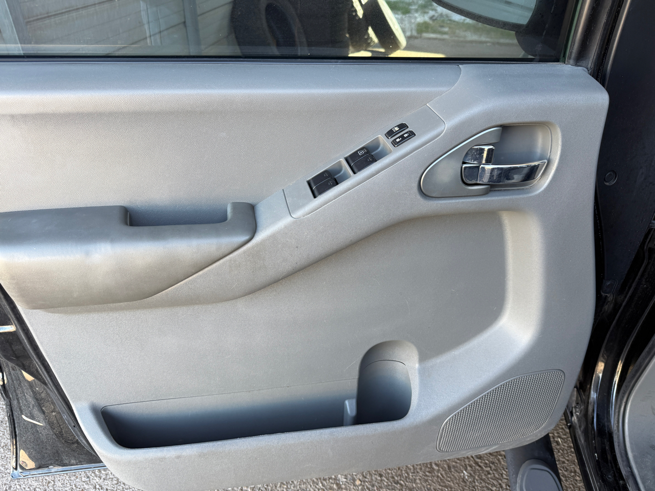 Nissan Frontier 4WD Crew Cab SWB Manual SE 2007 Nissan Frontier 4WD Crew Cab SWB Manual SE 2007