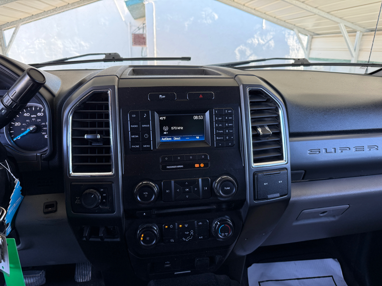 Ford Super Duty F-250 SRW XLT 4WD SuperCab 8' Box 2017