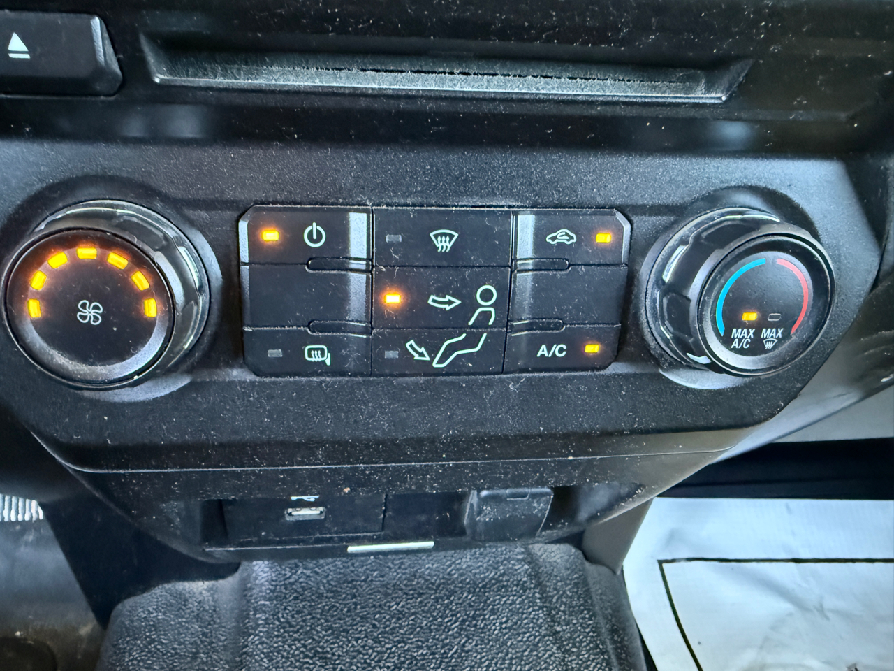 Ford Super Duty F-250 SRW XLT 4WD SuperCab 8' Box 2017