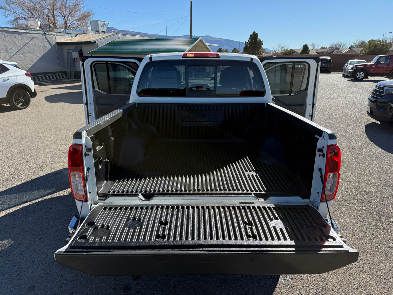 Nissan Frontier Crew Cab 4x4 SV Auto *Ltd Avail* 2019