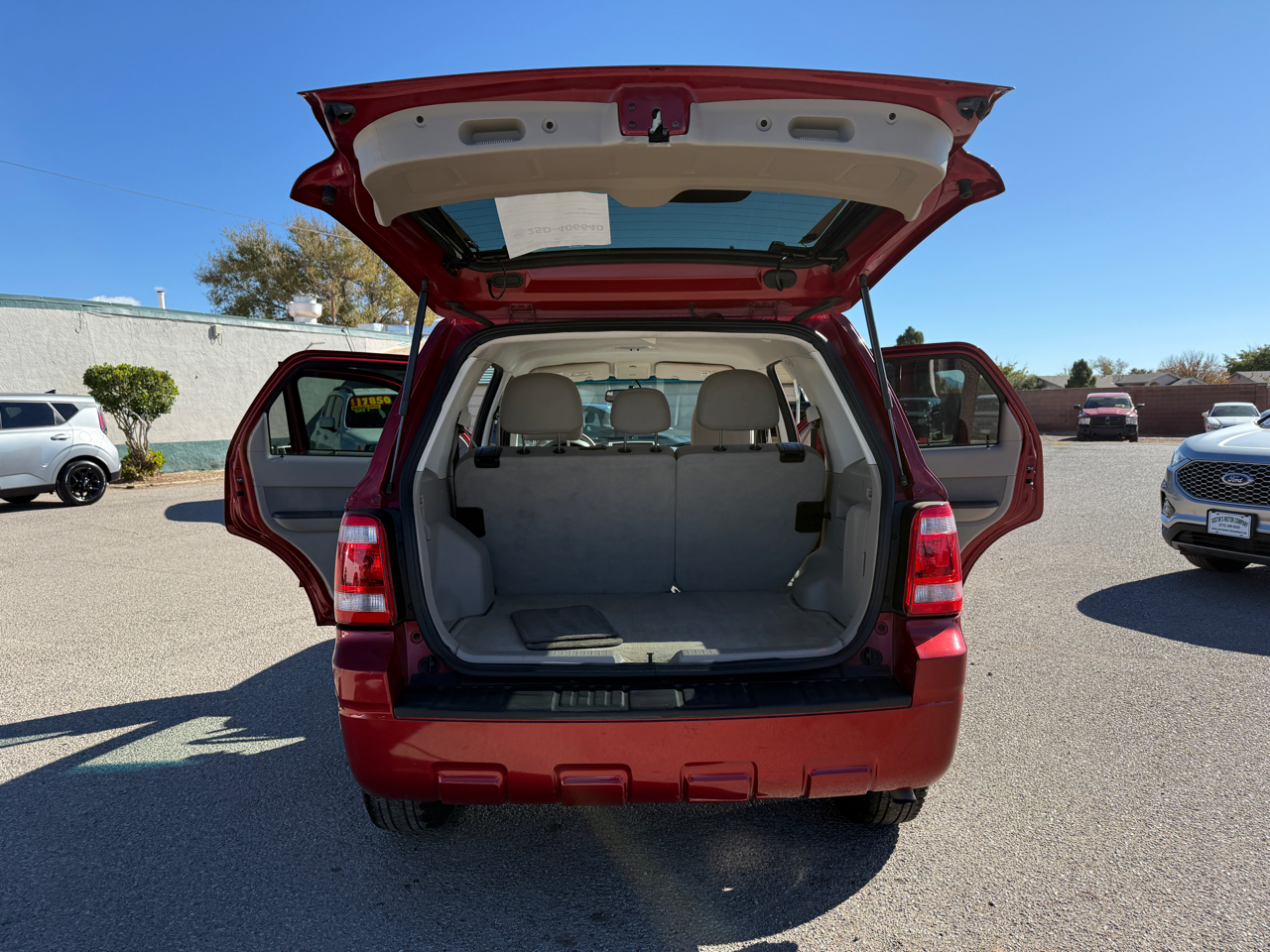 Ford Escape 4WD 4dr XLT 2012