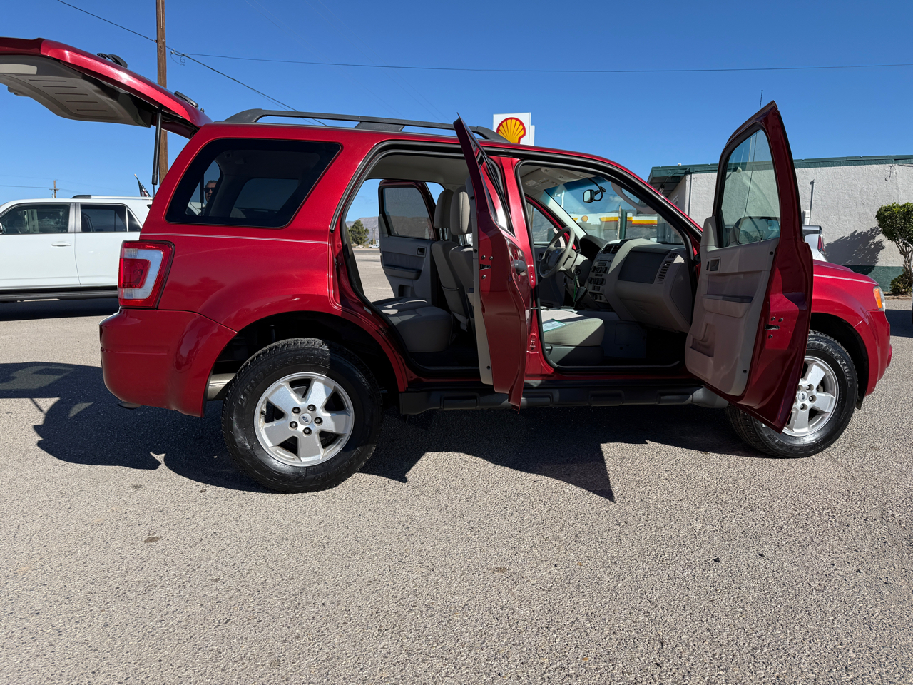 Ford Escape 4WD 4dr XLT 2012