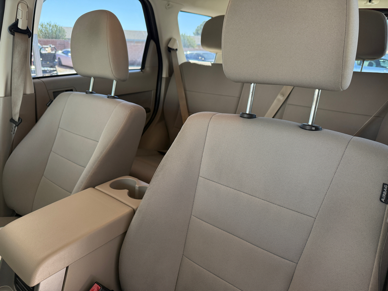 Ford Escape 4WD 4dr XLT 2012