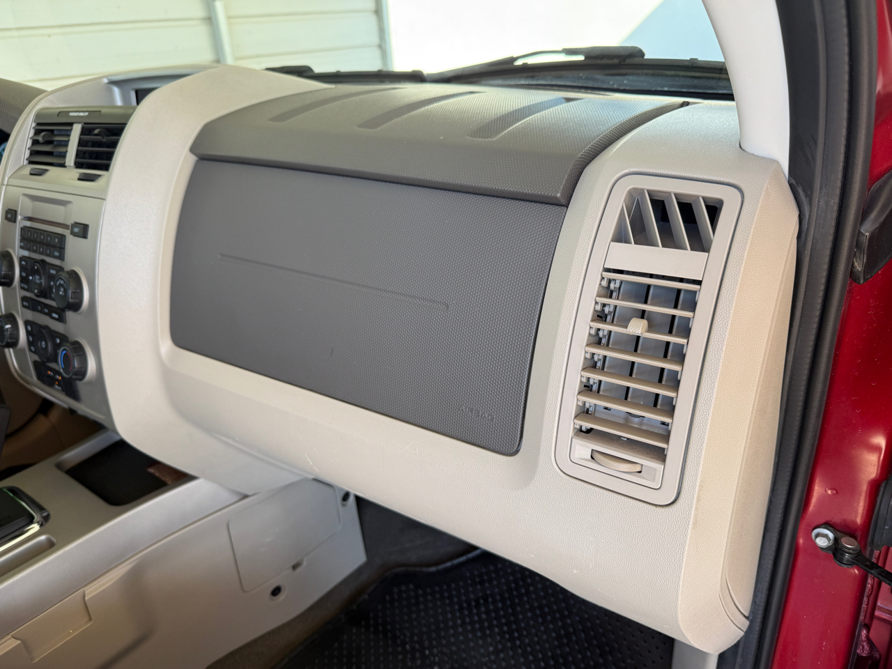 Ford Escape 4WD 4dr XLT 2012