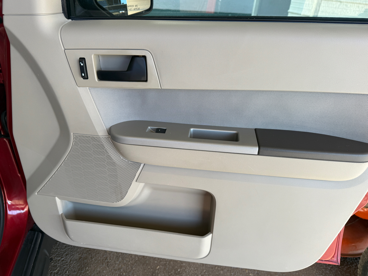 Ford Escape 4WD 4dr XLT 2012