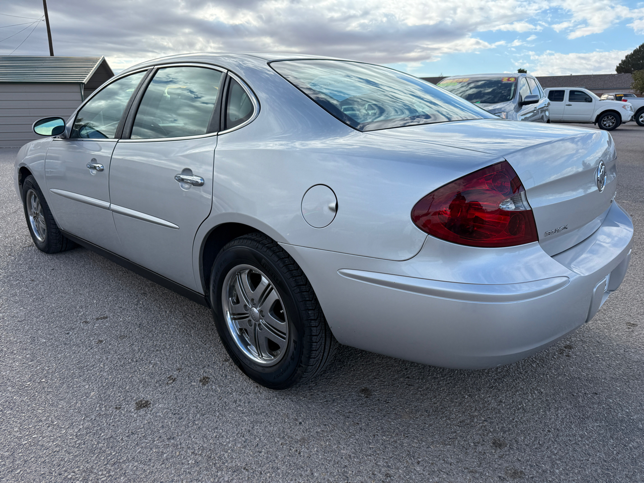 Buick LaCrosse 4dr Sdn CX 2005