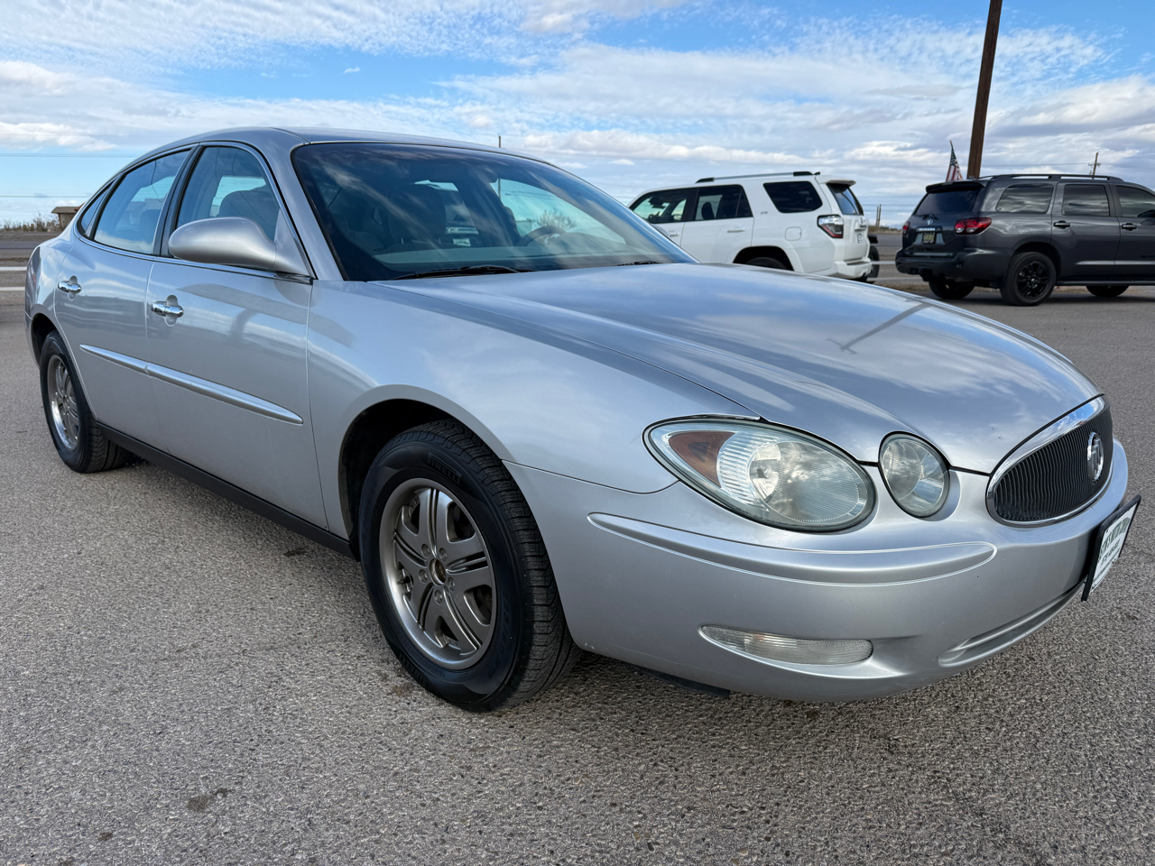 Buick LaCrosse 4dr Sdn CX 2005