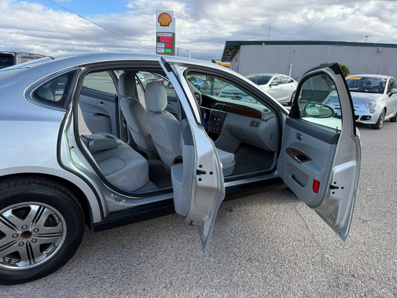 Buick LaCrosse 4dr Sdn CX 2005