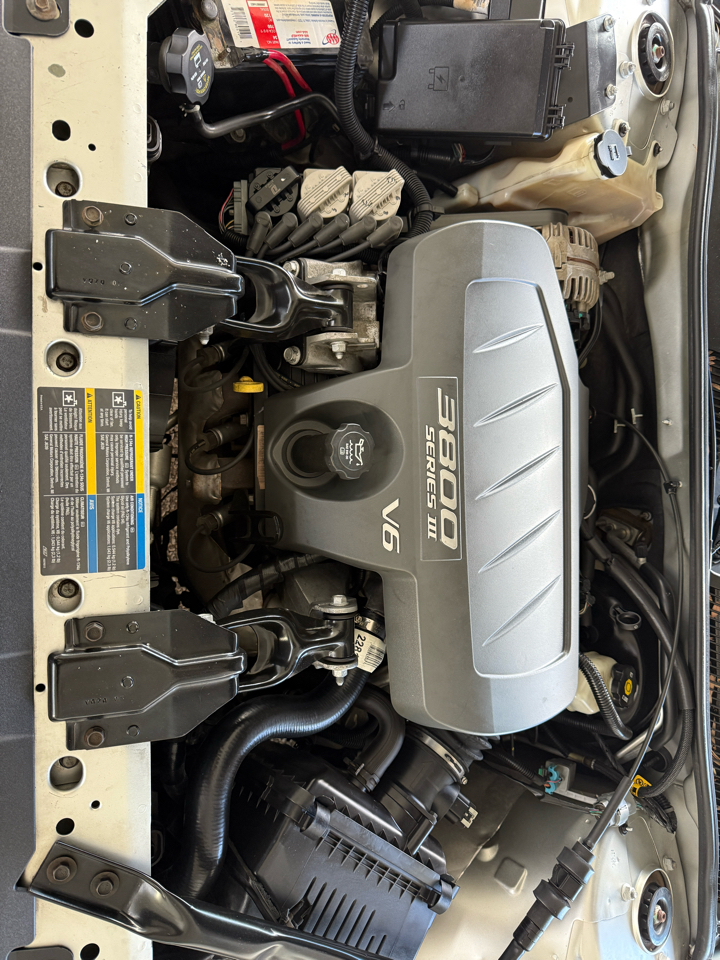 Buick LaCrosse 4dr Sdn CX 2005