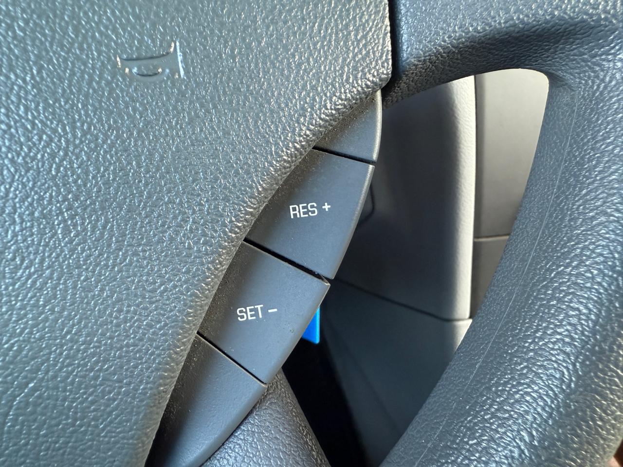 Buick LaCrosse 4dr Sdn CX 2005