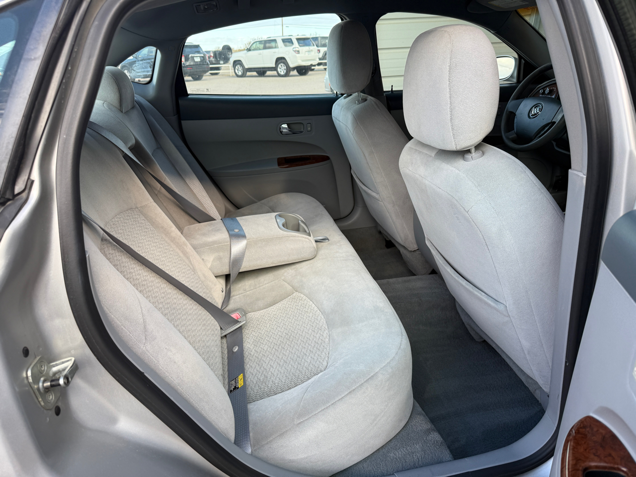 Buick LaCrosse 4dr Sdn CX 2005