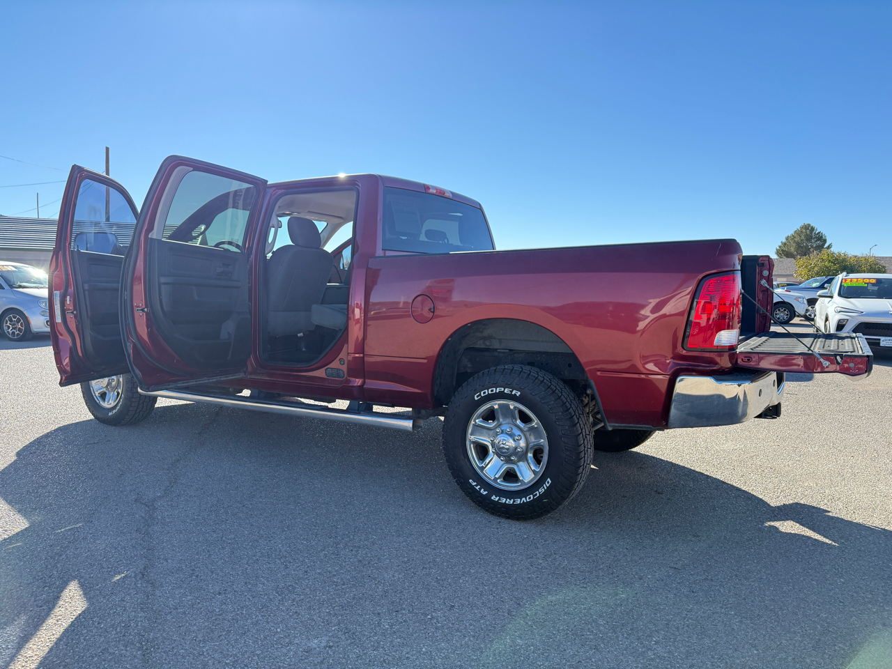 RAM 2500 4WD Crew Cab 149" Tradesman 2015