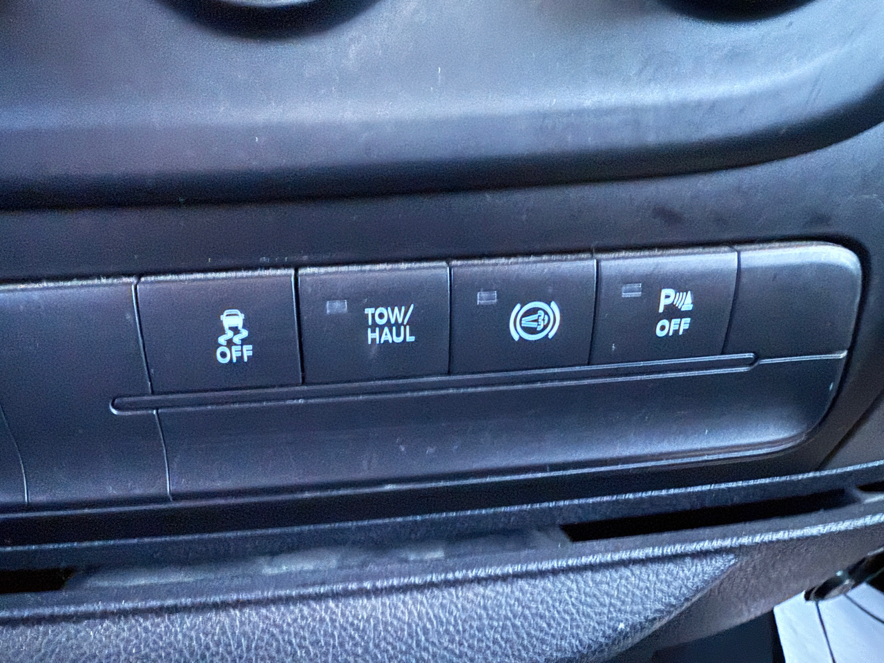 RAM 2500 4WD Crew Cab 149" Tradesman 2015