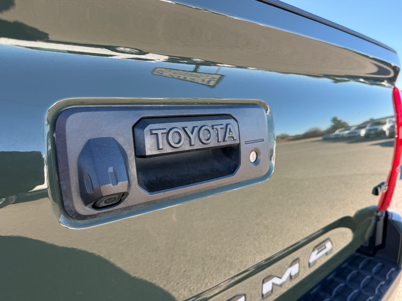 Toyota Tacoma 4WD SR5 Double Cab 5' Bed V6 AT (Natl) 2021