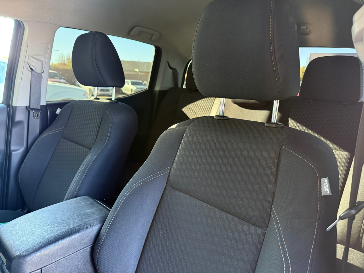 Toyota Tacoma 4WD SR5 Double Cab 5' Bed V6 AT (Natl) 2021