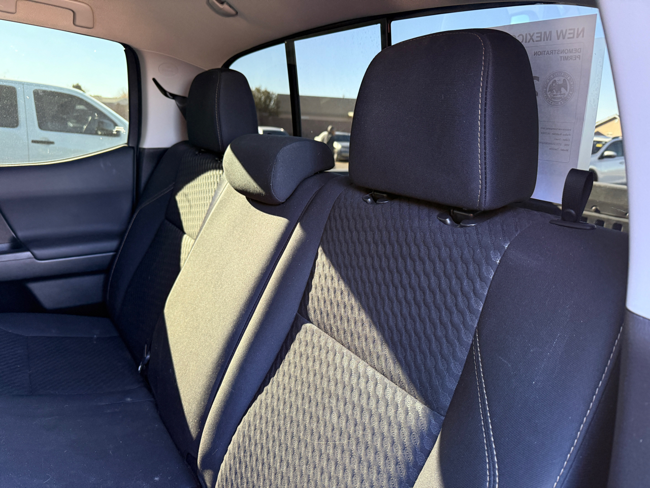 Toyota Tacoma 4WD SR5 Double Cab 5' Bed V6 AT (Natl) 2021