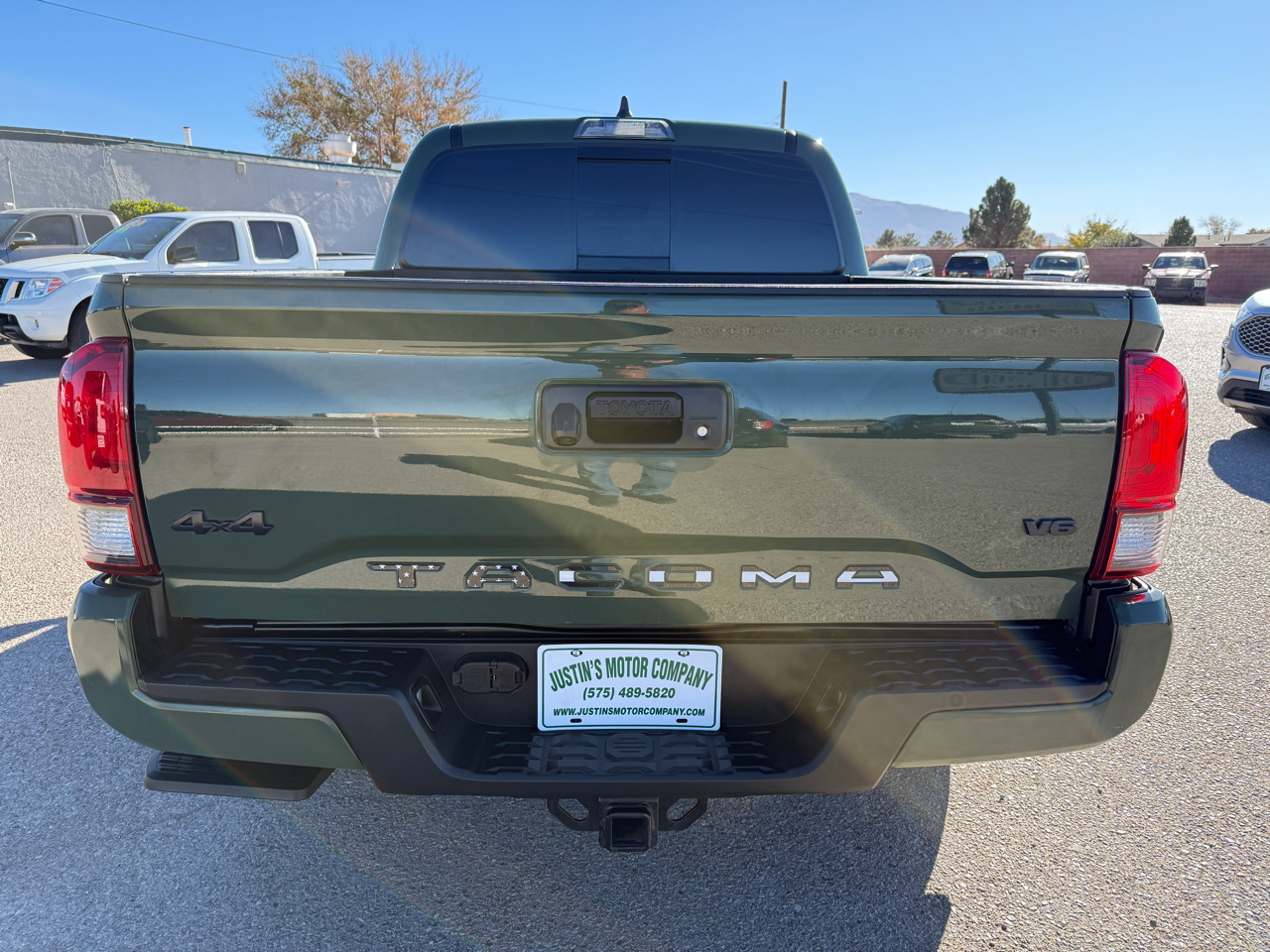 Toyota Tacoma 4WD SR5 Double Cab 5' Bed V6 AT (Natl) 2021