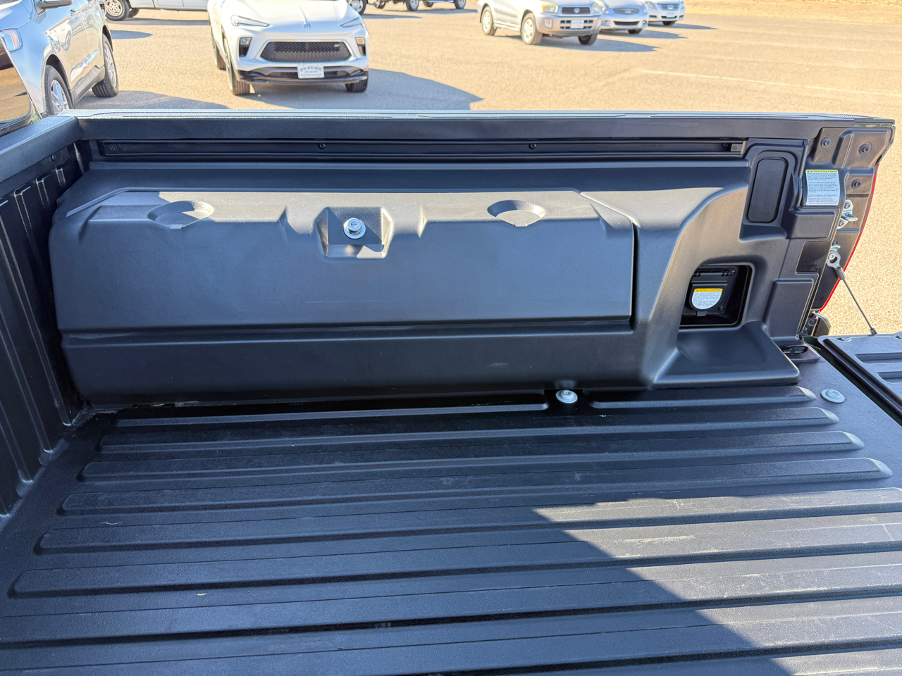 Toyota Tacoma 4WD SR5 Double Cab 5' Bed V6 AT (Natl) 2021