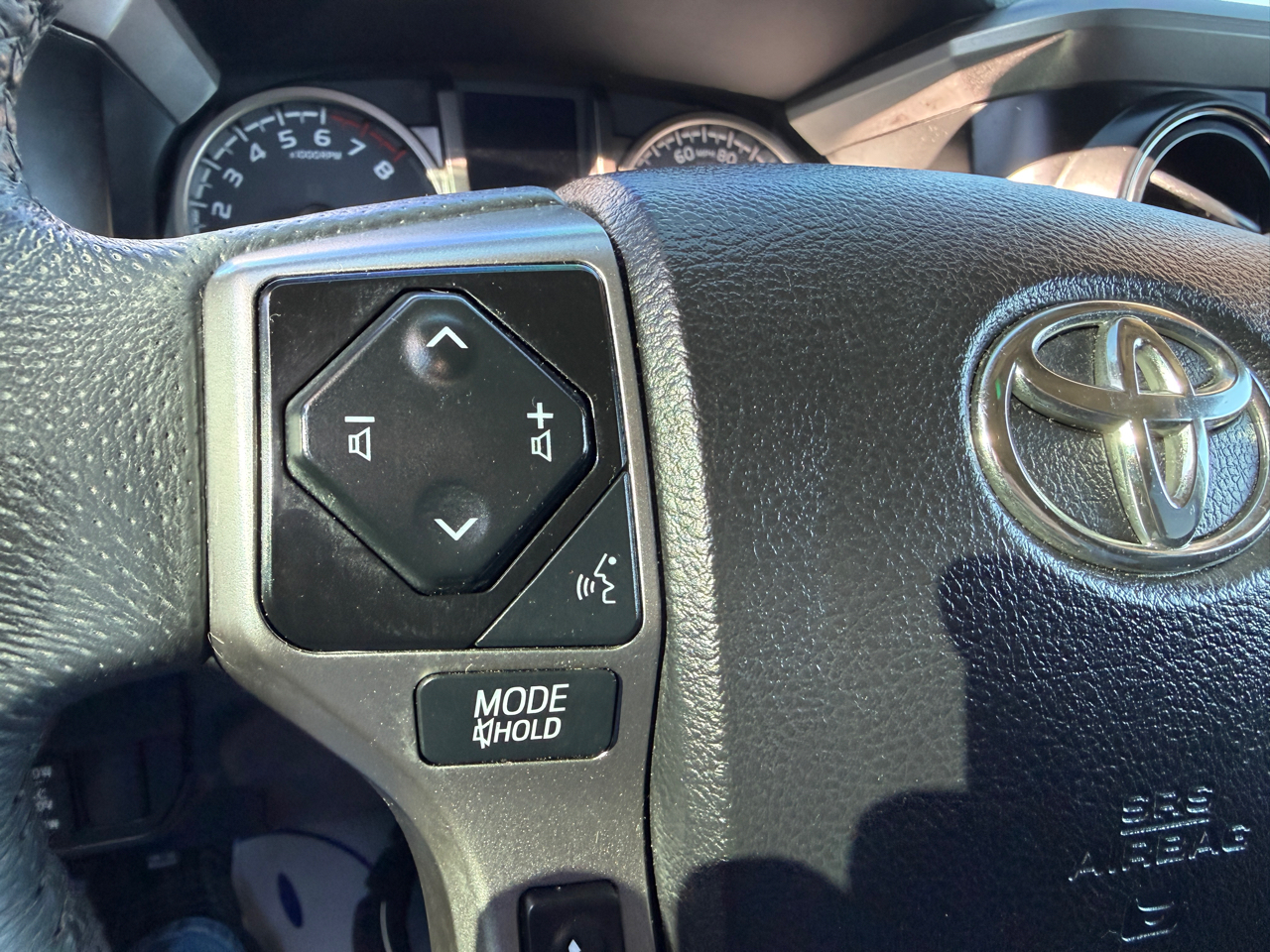 Toyota Tacoma 4WD SR5 Double Cab 5' Bed V6 AT (Natl) 2021