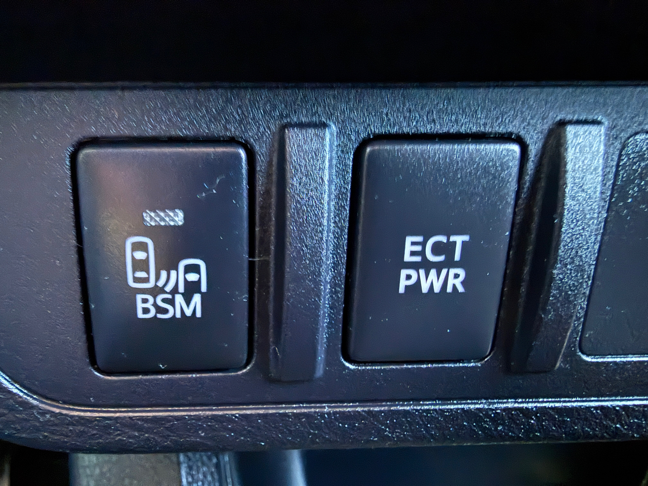 Toyota Tacoma 4WD SR5 Double Cab 5' Bed V6 AT (Natl) 2021