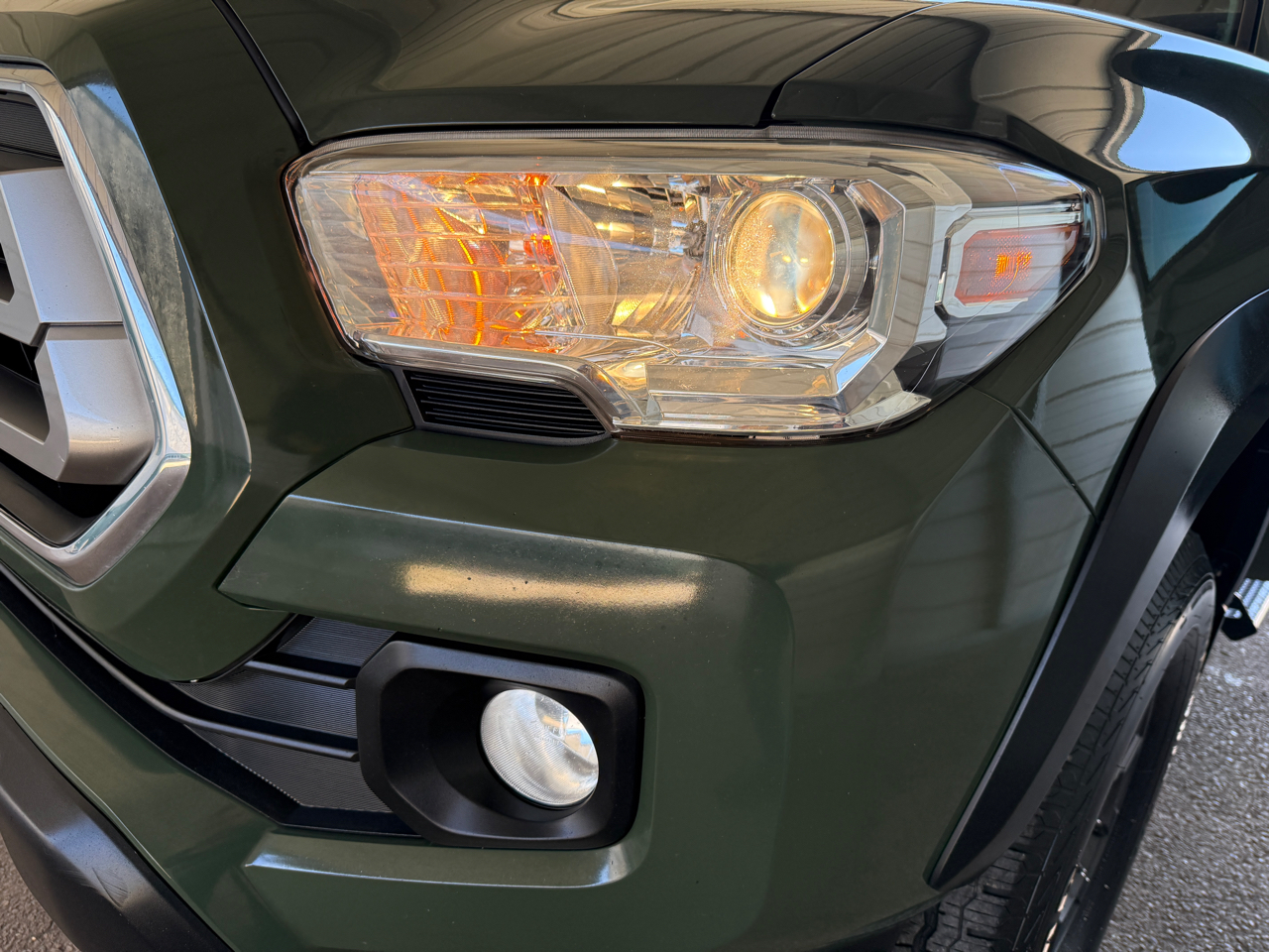 Toyota Tacoma 4WD SR5 Double Cab 5' Bed V6 AT (Natl) 2021