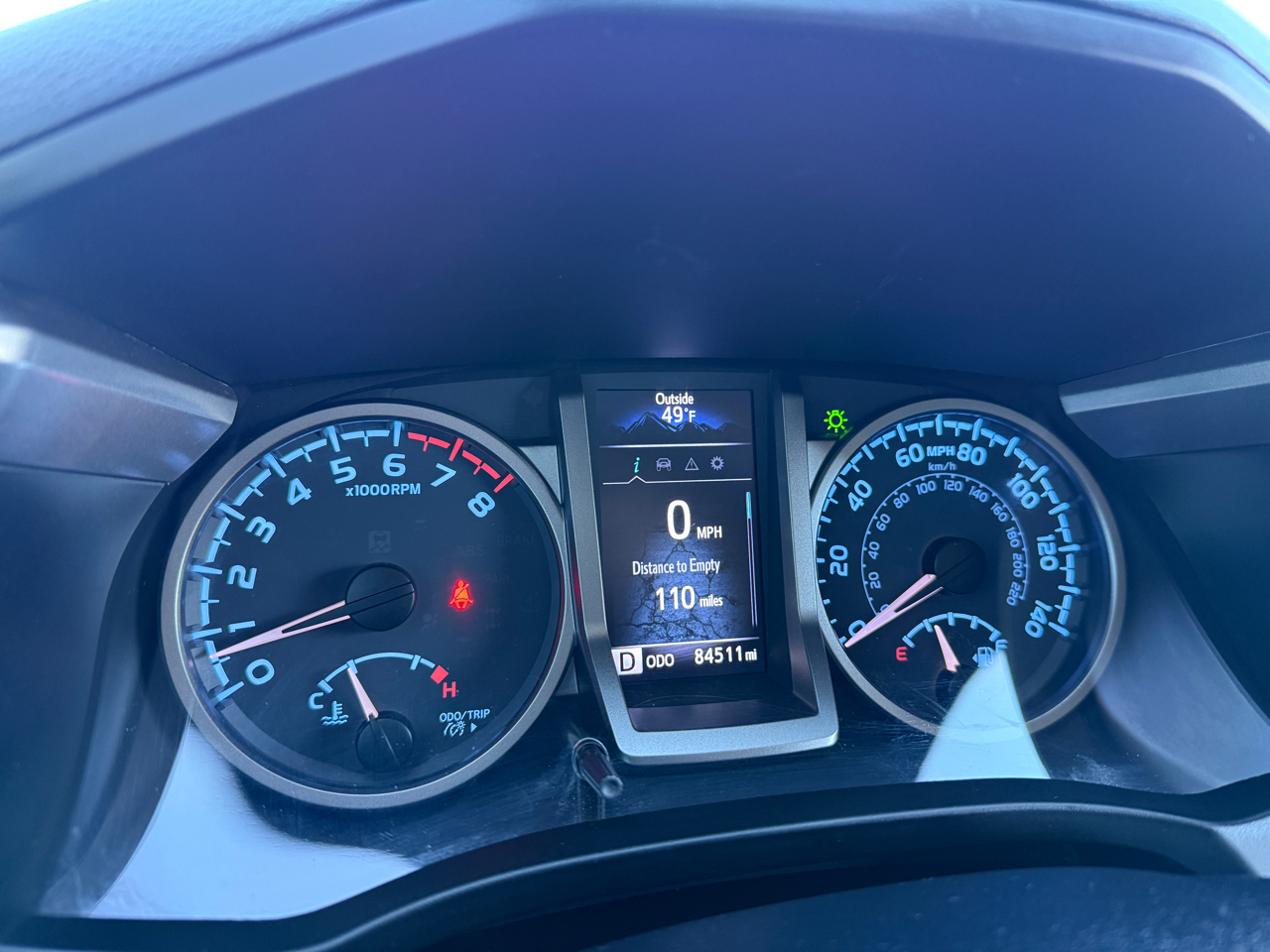 Toyota Tacoma 4WD SR5 Double Cab 5' Bed V6 AT (Natl) 2021