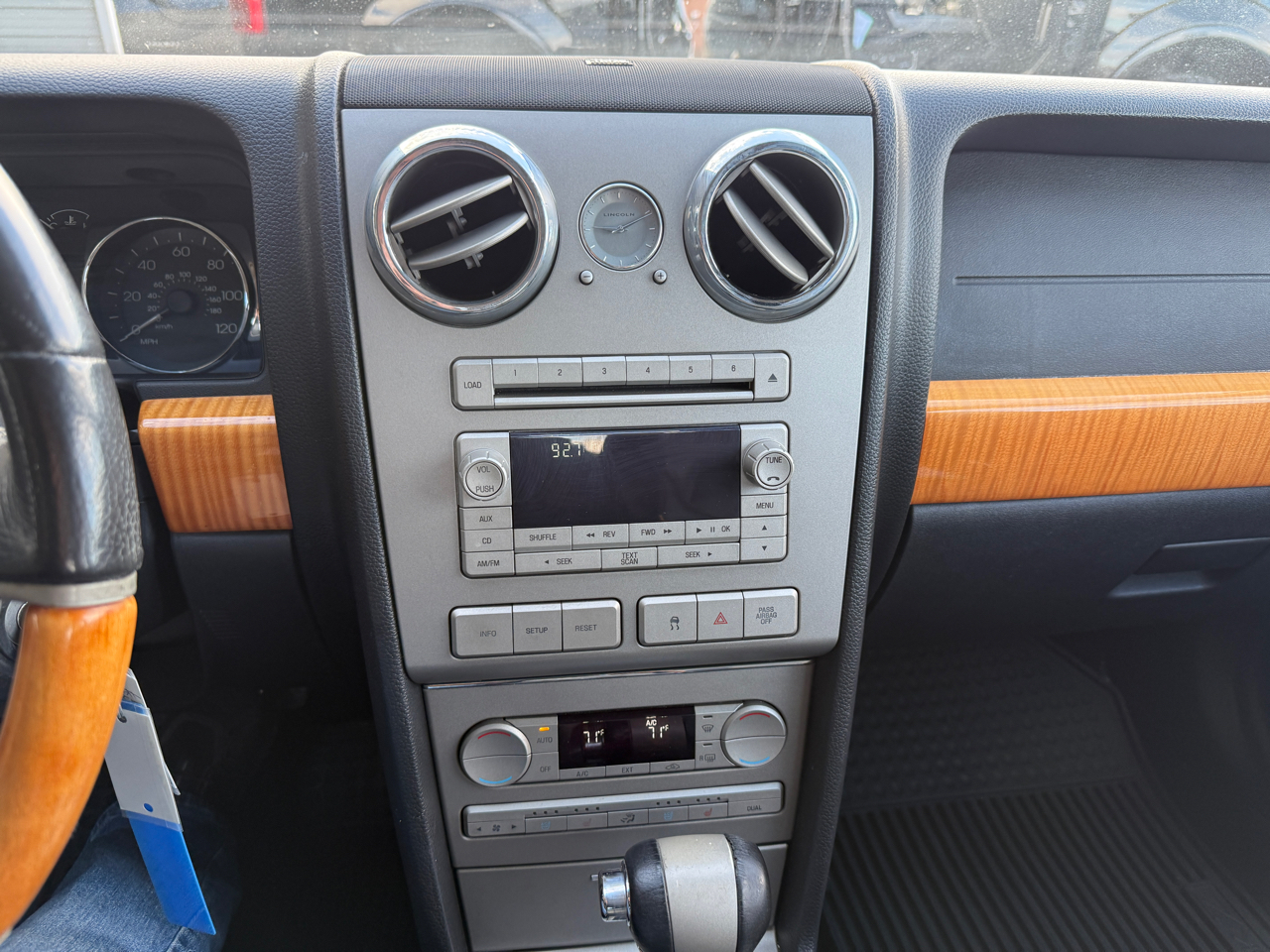 Lincoln MKZ 4dr Sdn FWD 2009