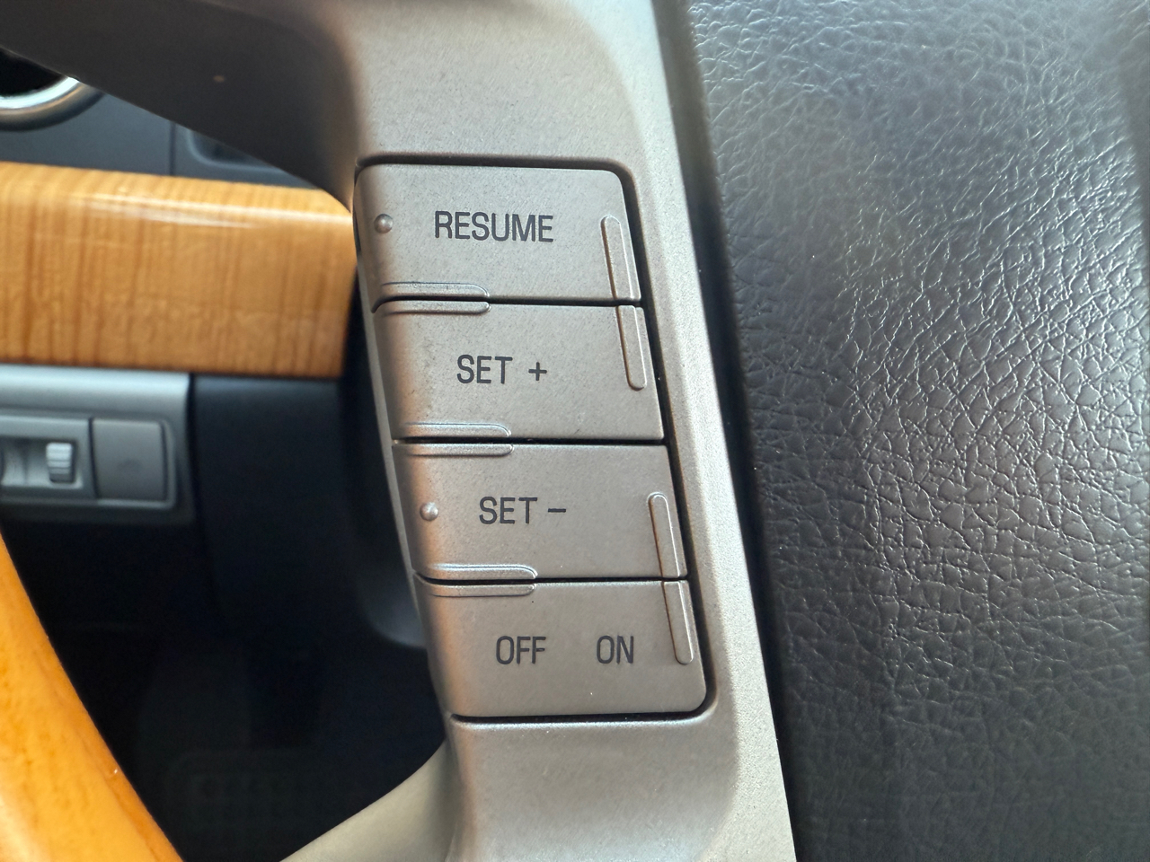 Lincoln MKZ 4dr Sdn FWD 2009