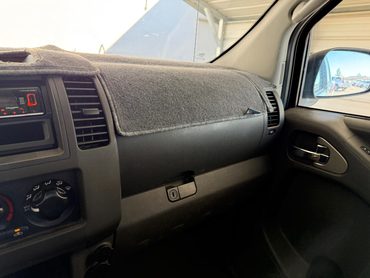 Nissan Frontier 2WD King Cab Auto SE 2007