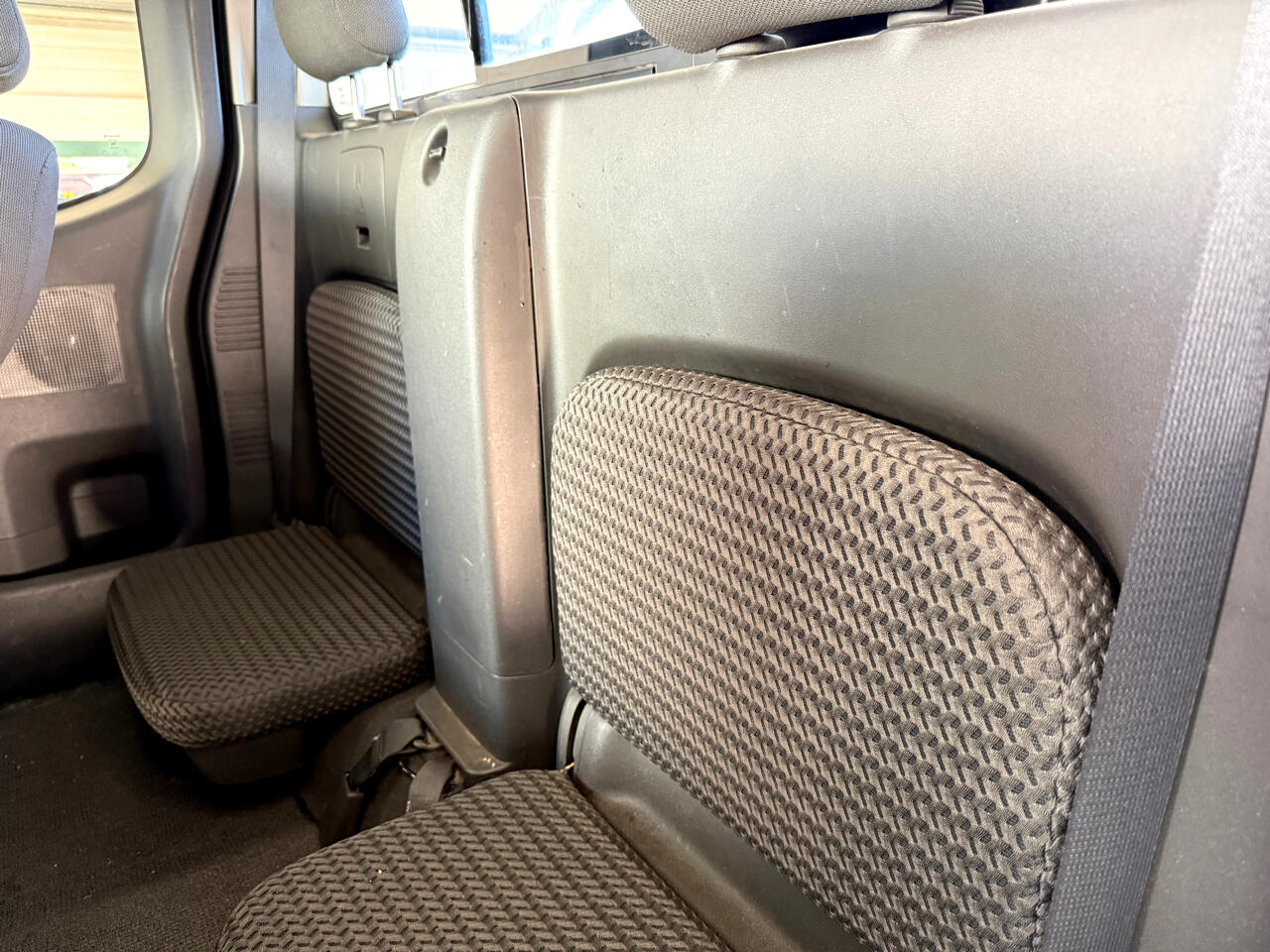 Nissan Frontier 2WD King Cab Auto SE 2007