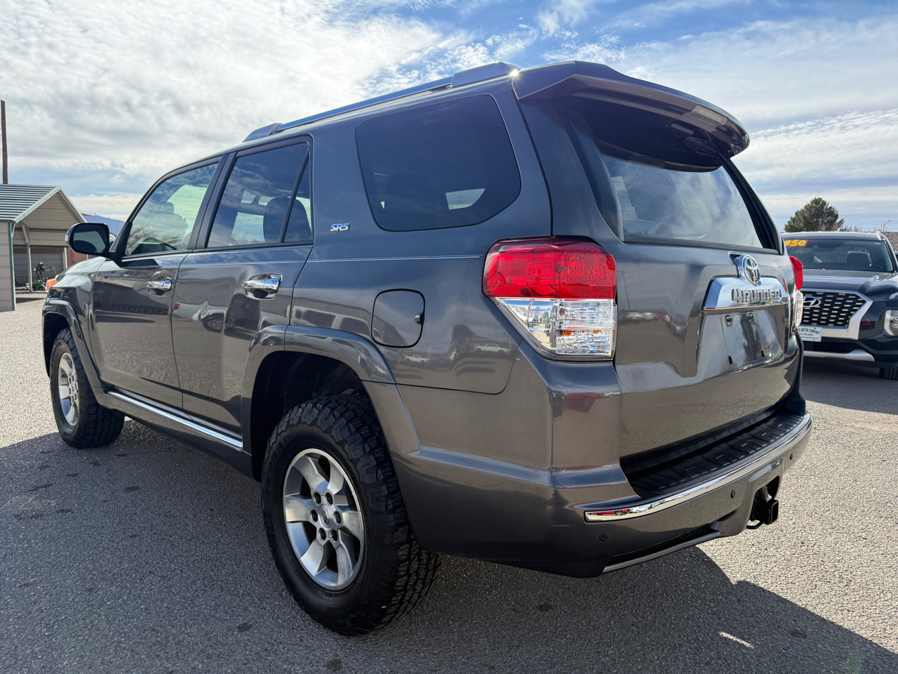 Toyota 4Runner 4WD 4dr V6 SR5 (Natl) 2013