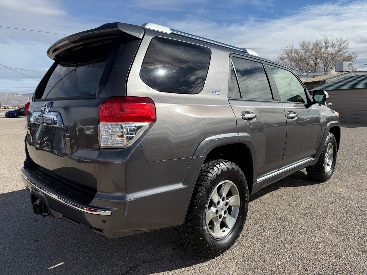 Toyota 4Runner 4WD 4dr V6 SR5 (Natl) 2013