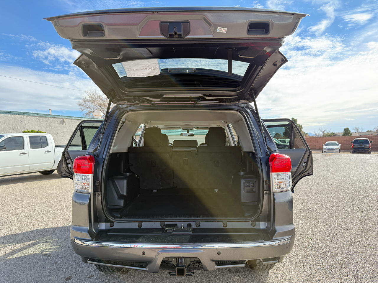 Toyota 4Runner 4WD 4dr V6 SR5 (Natl) 2013