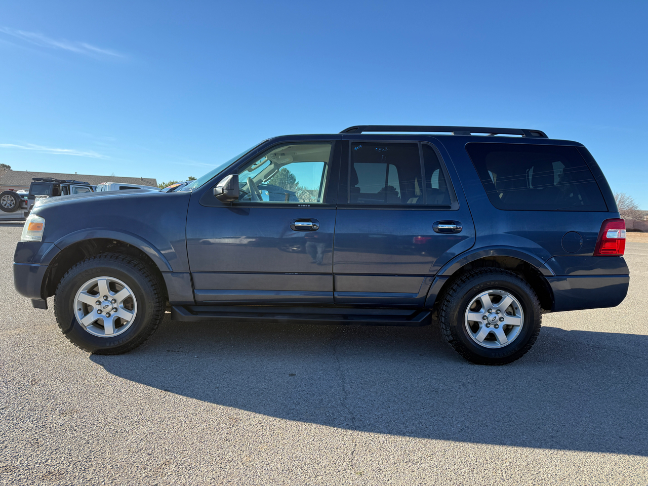 Ford Expedition 4WD 4dr XLT 2013