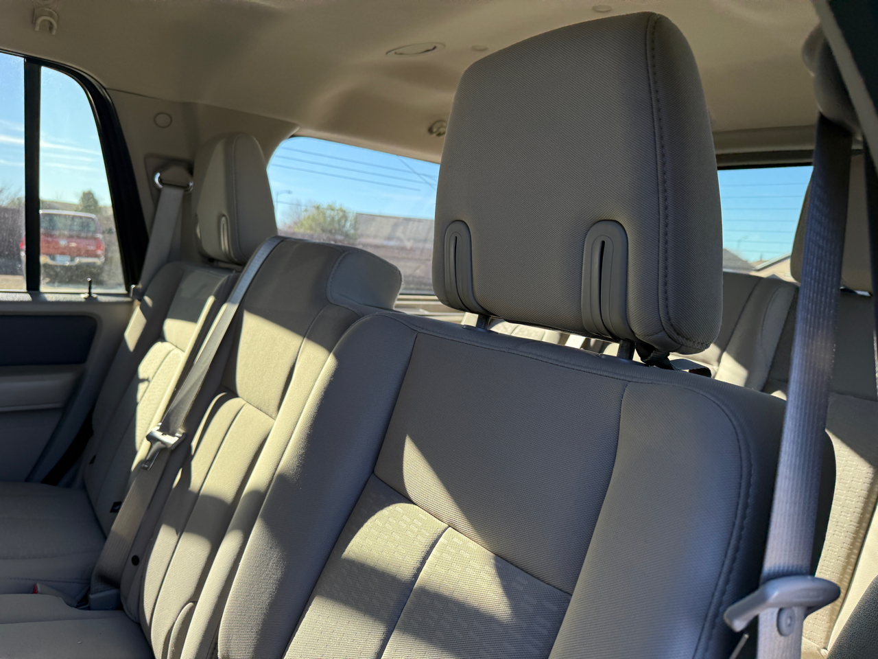 Ford Expedition 4WD 4dr XLT 2013