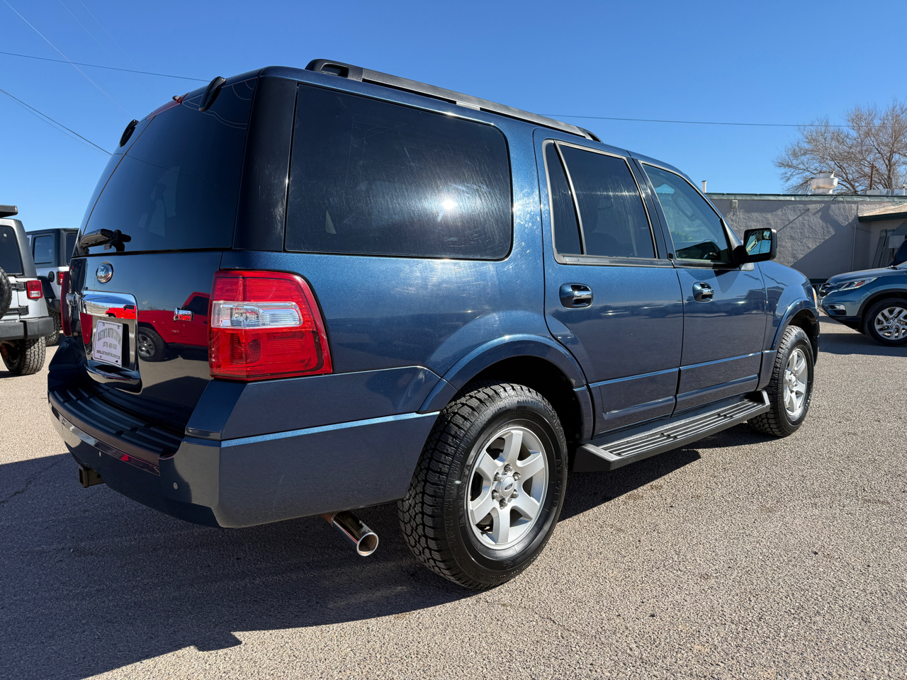 Ford Expedition 4WD 4dr XLT 2013