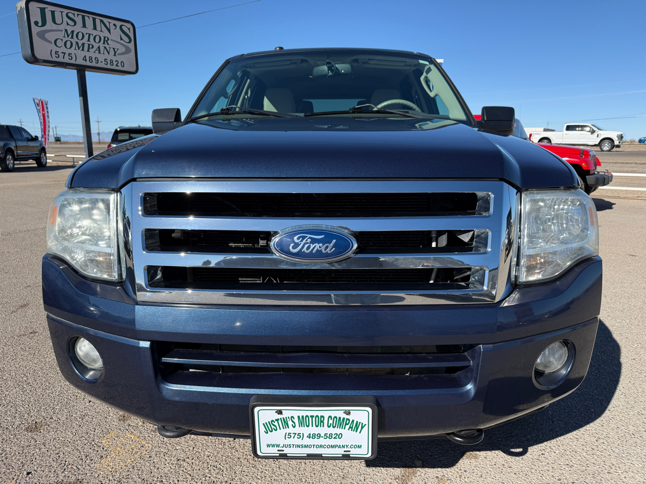 Ford Expedition 4WD 4dr XLT 2013